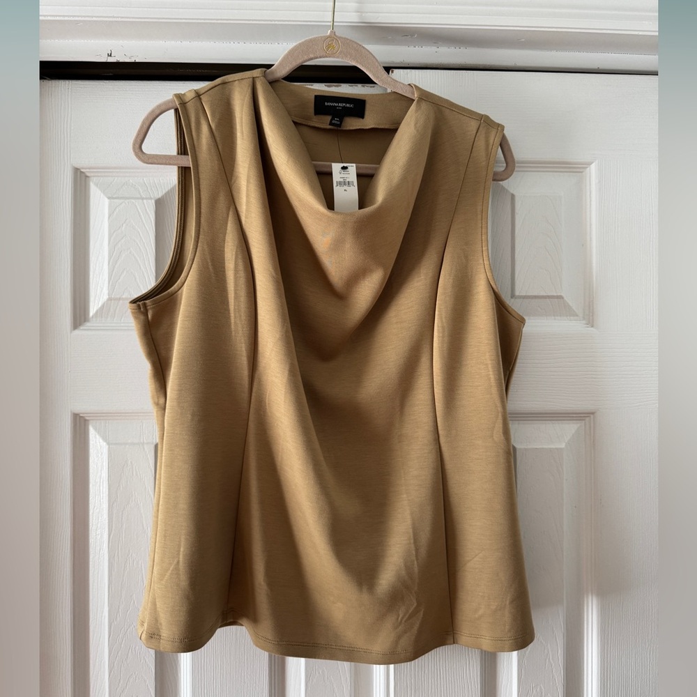 Banana republic sleeveless scuba cowl